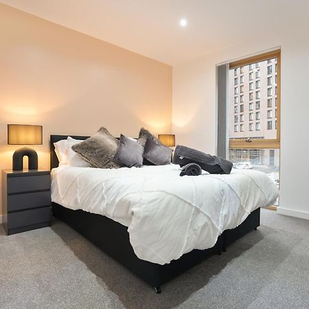Stylish Modern Home In Sheffield Bagian luar foto