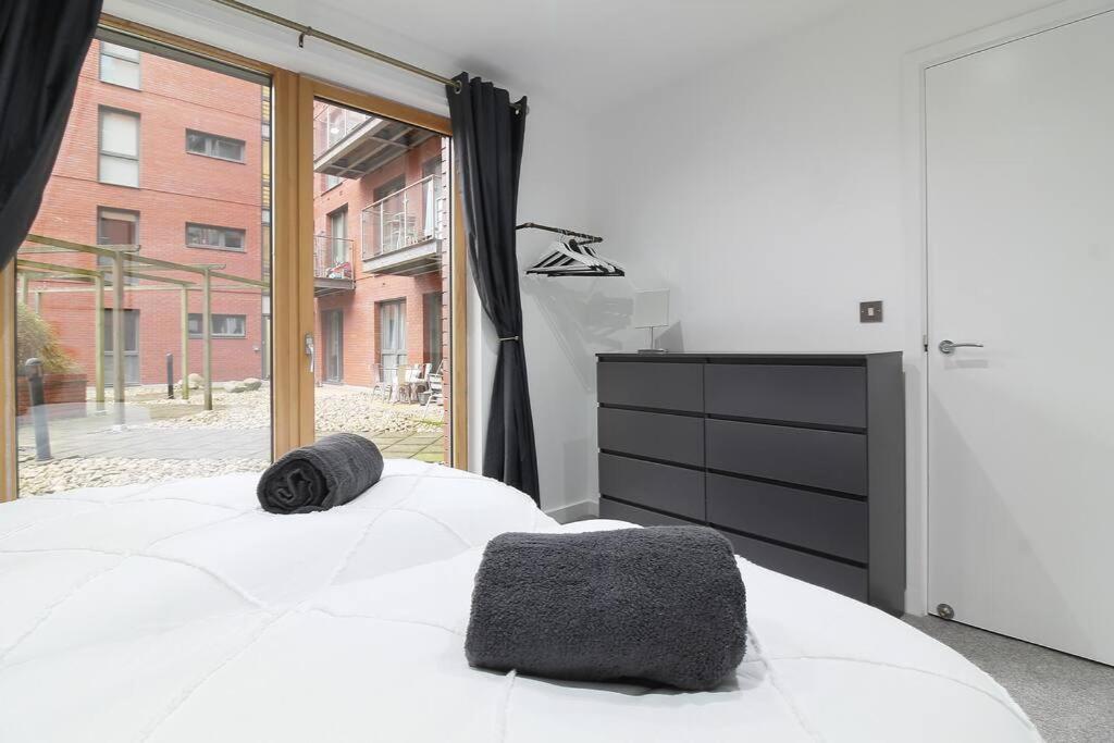 Stylish Modern Home In Sheffield Bagian luar foto